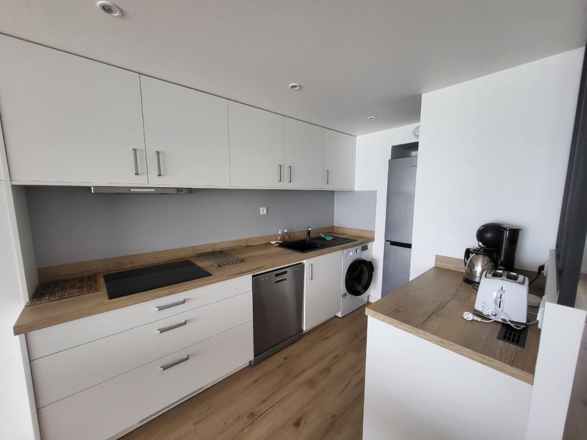 Appartement T2 Face Plage Avec Balcon, Cuisine Equipee Et Tv - Fr-1-92-908 Ле-Сабль-д’Олон Экстерьер фото